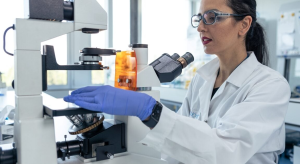 A woman scientist
